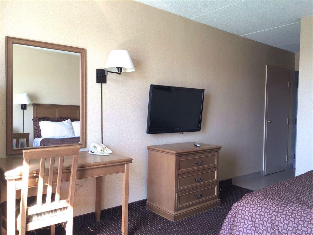 טורונטו Deluxe Inn מראה חיצוני תמונה