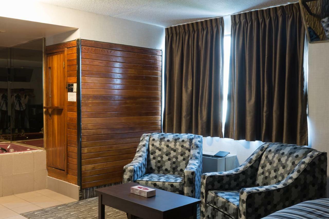 טורונטו Deluxe Inn מראה חיצוני תמונה